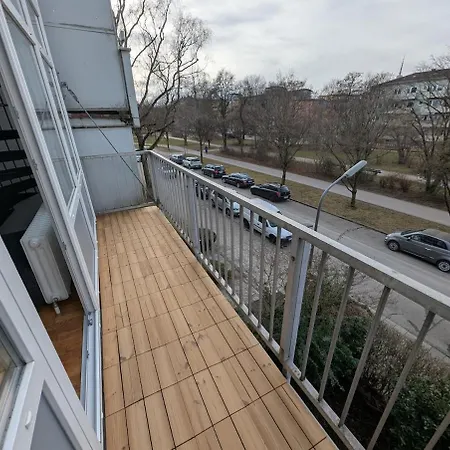 Apartament Next To Underground, Parking Included Monachium